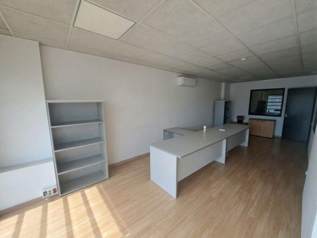 !Nau industrial aparellada de lloguer a Montcada i Reixac, ideal per al teu negoci¡