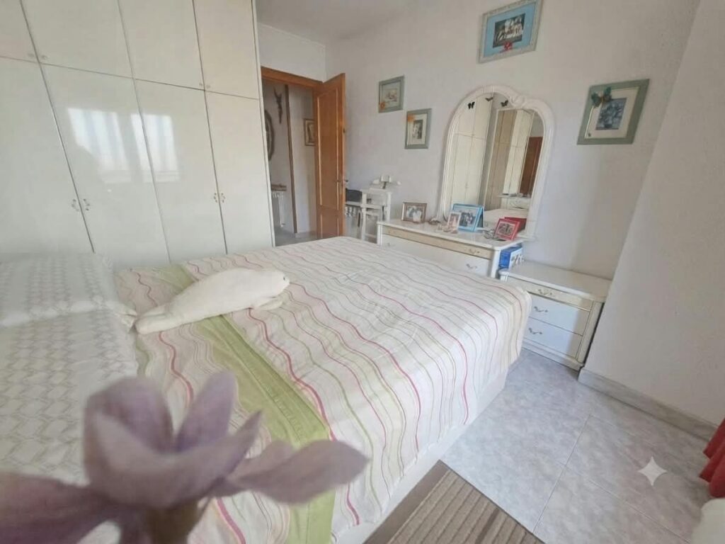 ¡Dúplex en venda a Rubí, 150 m2, 4 habitacions i terrassa. Ideal per a la teva família!