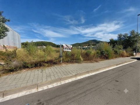 ¡Oportunidad de inversión en Rubí!