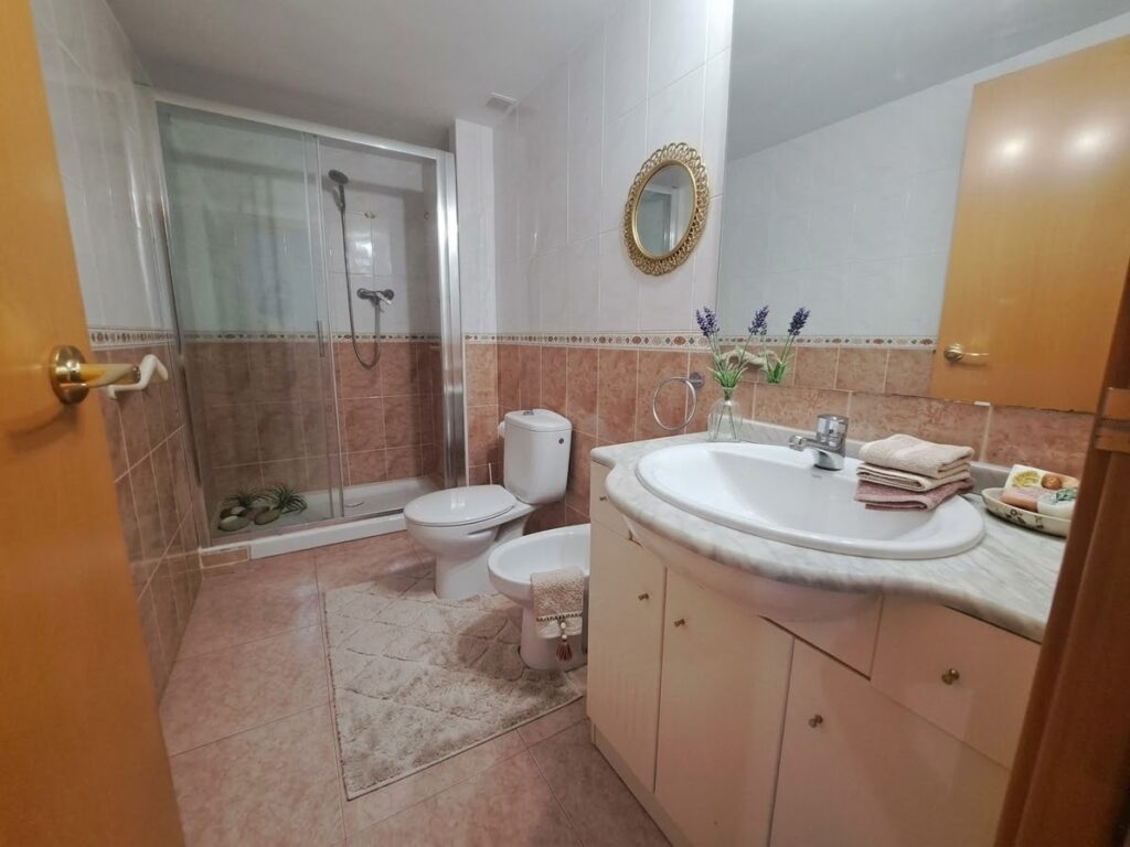 ¡Piso con terraza, planta baja!