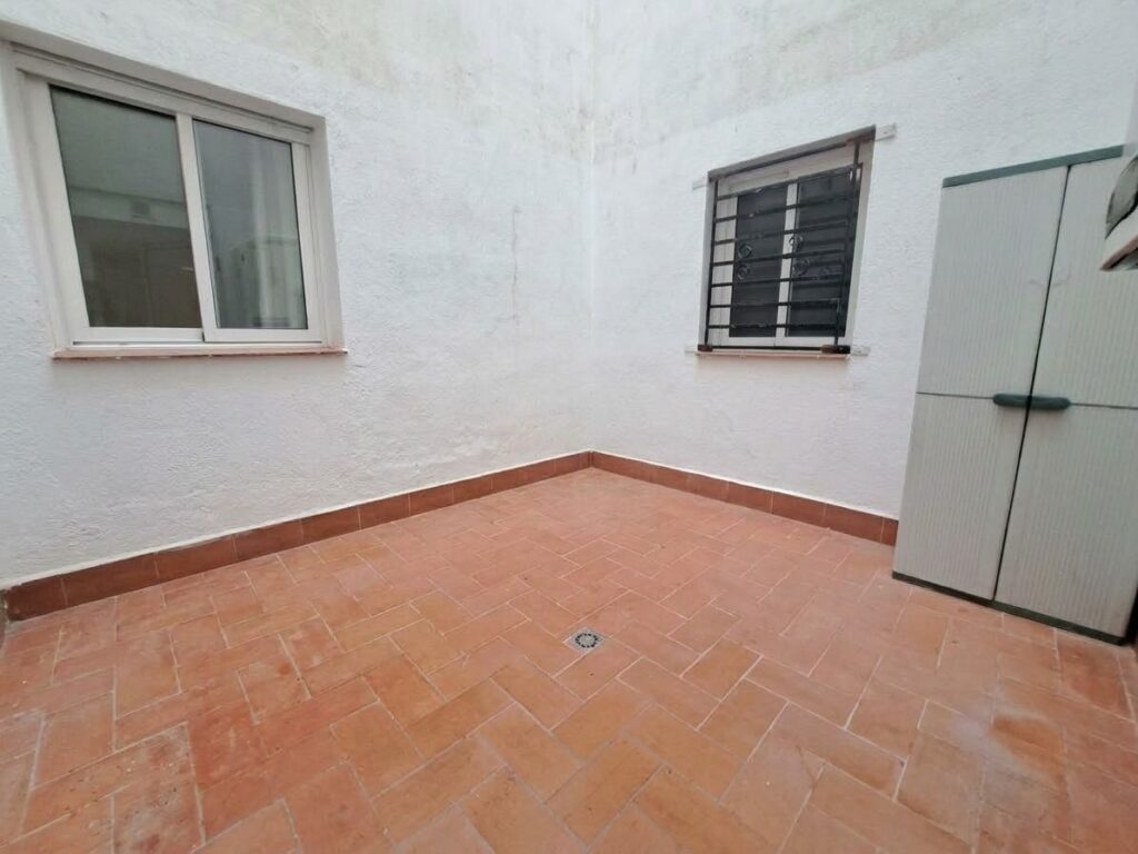 ¡Piso con terraza, planta baja!